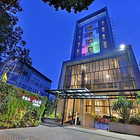 Travello Hotel Бандунг Экстерьер фото