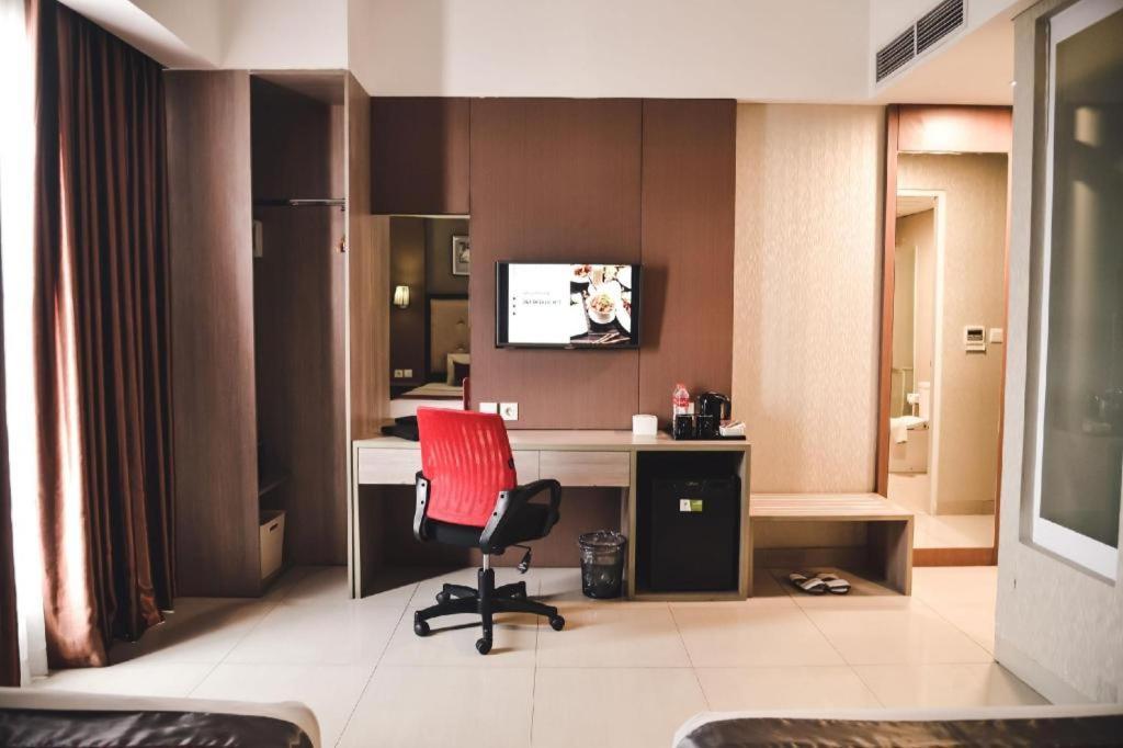 Travello Hotel Бандунг Экстерьер фото