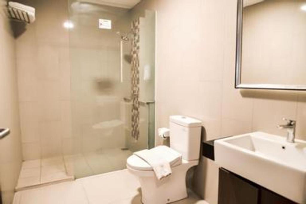 Travello Hotel Бандунг Экстерьер фото