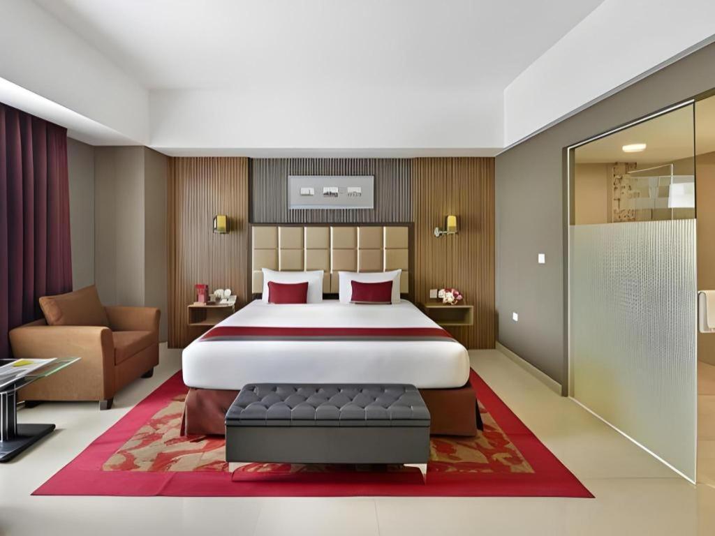 Travello Hotel Бандунг Экстерьер фото