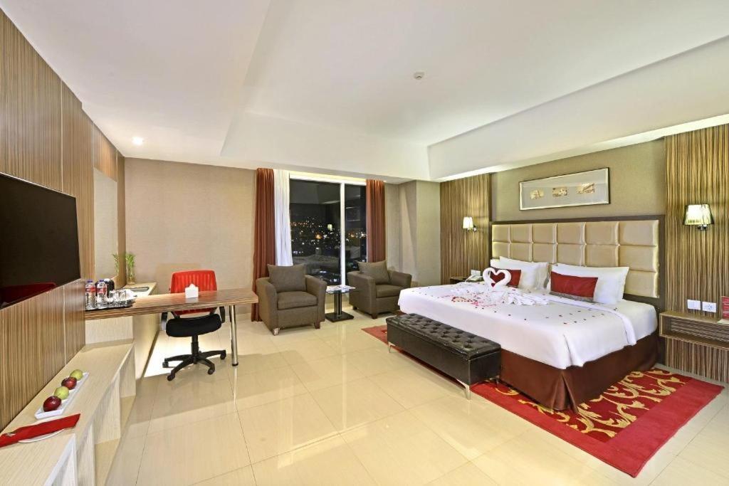 Travello Hotel Бандунг Экстерьер фото