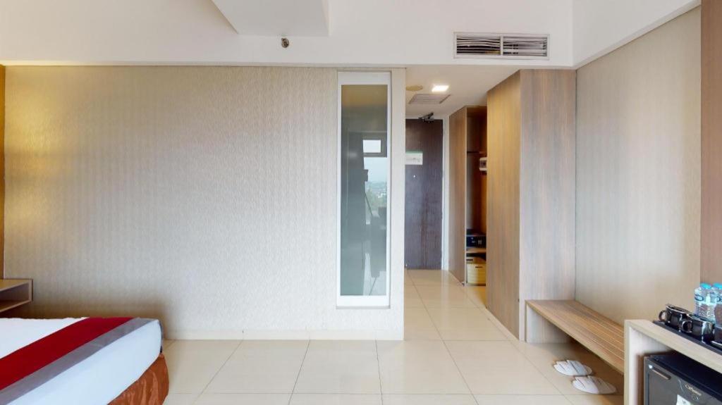 Travello Hotel Бандунг Экстерьер фото